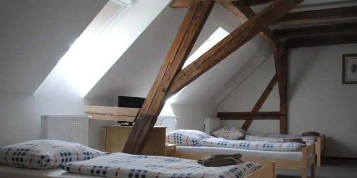 Športovo-relaxačné centrum pri Františkových Lázňach: pobyt s raňajkami alebo polpenziou a zľava na šport