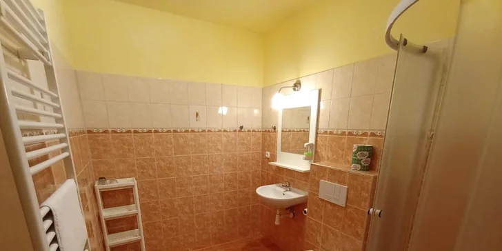 Športovo-relaxačné centrum pri Františkových Lázňach: pobyt s raňajkami alebo polpenziou a zľava na šport