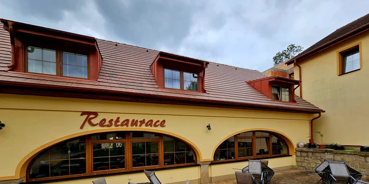 Športovo-relaxačné centrum pri Františkových Lázňach: pobyt s raňajkami alebo polpenziou a zľava na šport