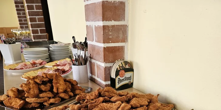 Športovo-relaxačné centrum pri Františkových Lázňach: pobyt s raňajkami alebo polpenziou a zľava na šport