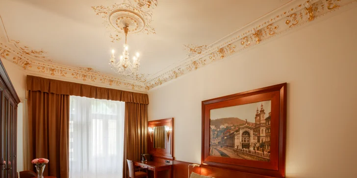 Luxusný hotel na karlovarskej kolonáde: pobyt s možnosťou raňajok aj pivných kúpeľov