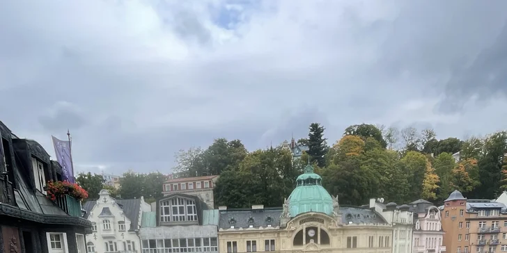 Luxusný hotel na karlovarskej kolonáde: pobyt s možnosťou raňajok aj pivných kúpeľov