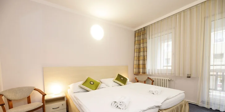 Pohodový pobyt v srdci kúpeľného mesta Poděbrady s polpenziou a vínom