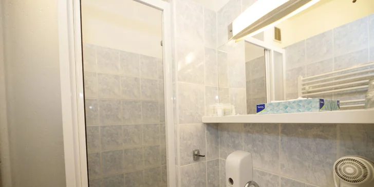 Pohodový pobyt v srdci kúpeľného mesta Poděbrady s polpenziou a vínom