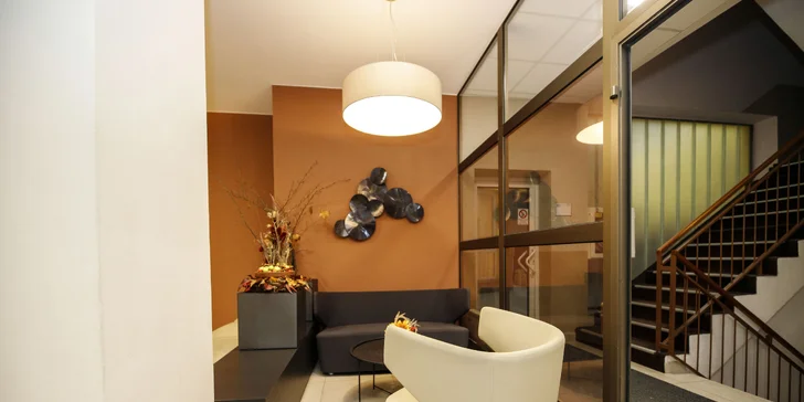 Pohodový pobyt v srdci kúpeľného mesta Poděbrady s polpenziou a vínom