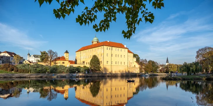 Pohodový pobyt v srdci kúpeľného mesta Poděbrady s polpenziou a vínom