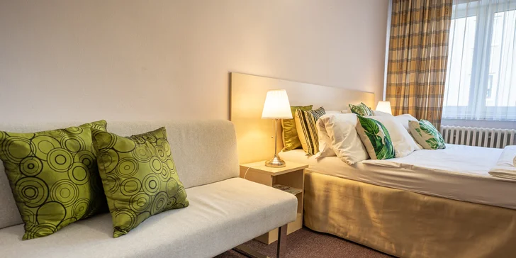 Pohodový pobyt v srdci kúpeľného mesta Poděbrady s polpenziou a vínom