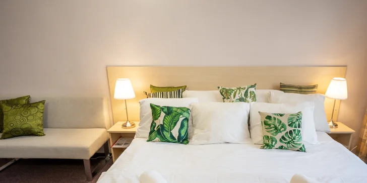 Pohodový pobyt v srdci kúpeľného mesta Poděbrady s polpenziou a vínom