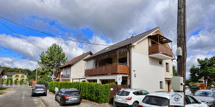 Komfortné apartmány v blízkosti Jasnej a Tatralandie: záhrada, detské ihrisko aj gril