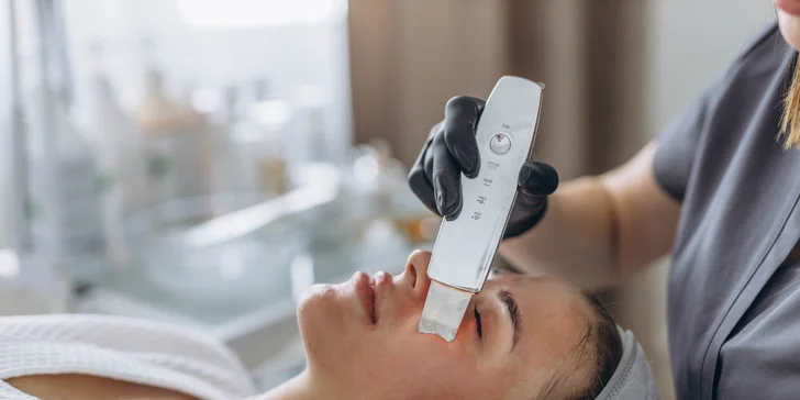 Kozmetické ošetrenia pre čistú a zamatovo hebkú pleť: Čistá krása a Zamatový rituál