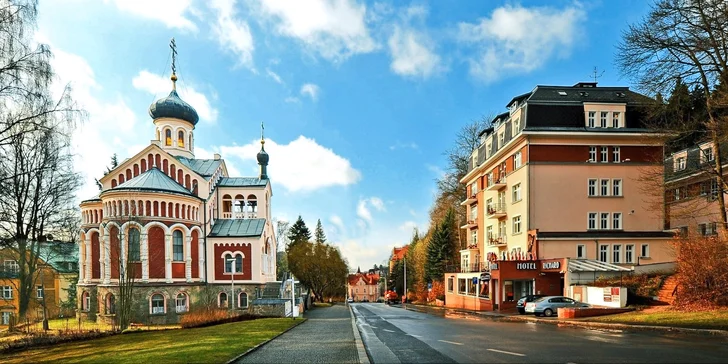 Relax v pokojnej časti Mariánskych Lázní: raňajky aj polpenzia, wellness a procedúry