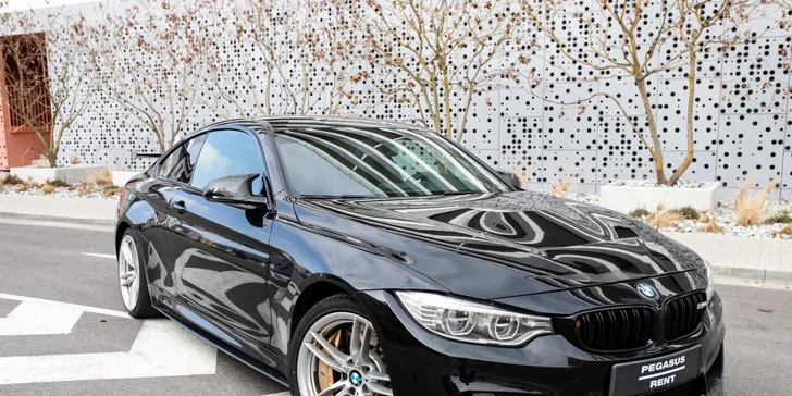 Zážitková jazda na Toyote Supre 500HP alebo BMW M4!