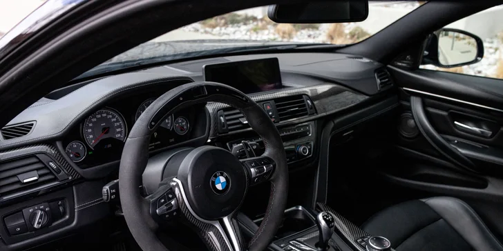 Zážitková jazda na Toyote Supre 500HP alebo BMW M4!