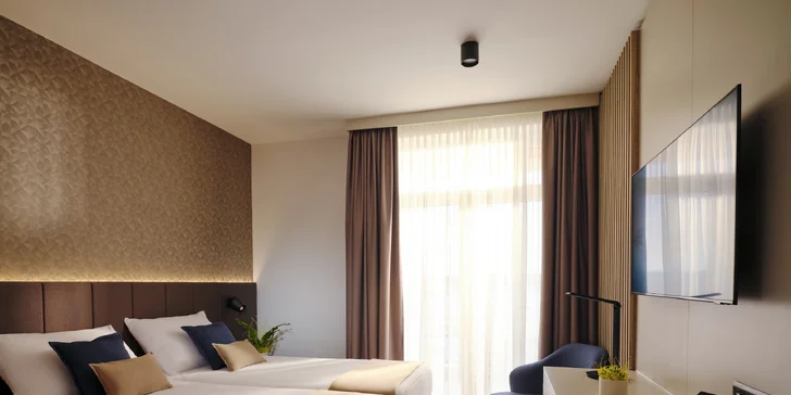 Dovolenka v Portoroži: 4* hotel s raňajkami alebo polpenziou, bazény, dieťa do 12,9 rokov zdarma