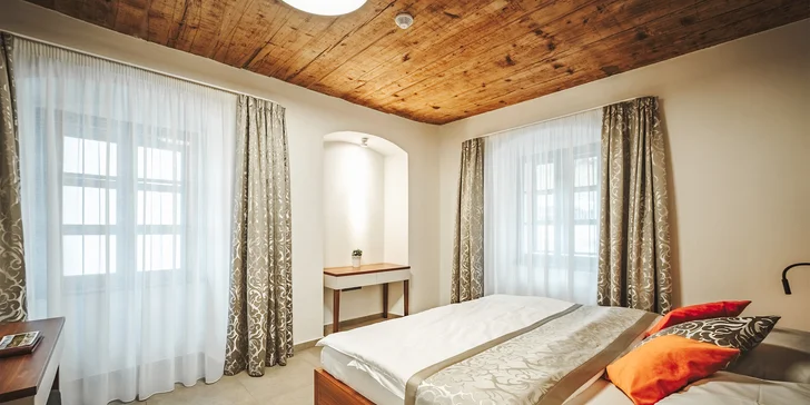 Krásne apartmány len 800 m od zámku v Hlubokej s raňajkami aj wellness