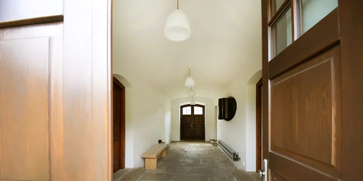 Pobyt na Šumave: moderne zrekonštruovaná fara v Rejštejně, 3 km od Kašperských hôr