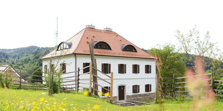 Pobyt na Šumave: moderne zrekonštruovaná fara v Rejštejně, 3 km od Kašperských hôr