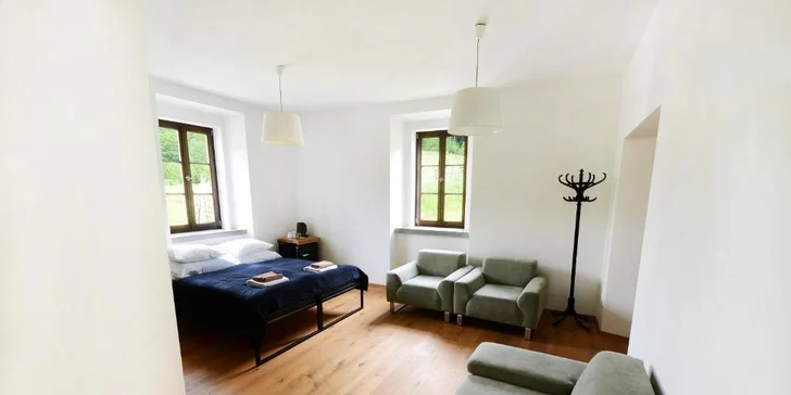 Pobyt na Šumave: moderne zrekonštruovaná fara v Rejštejně, 3 km od Kašperských hôr