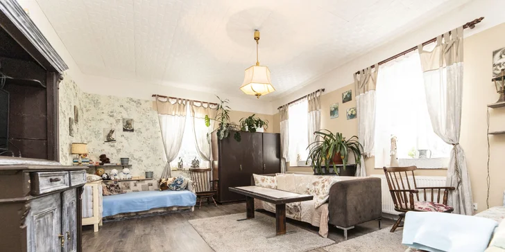 Romantické vidiecke apartmány na severe Čiech: možnosť exkurzie do sklárne aj posedenia v secesnej kaviarni