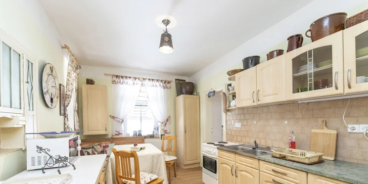 Romantické vidiecke apartmány na severe Čiech: možnosť exkurzie do sklárne aj posedenia v secesnej kaviarni