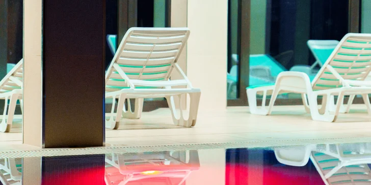 Pobyt na zámku pri Karlových Varoch: neobmedzený wellness, polpenzia, masáž aj procedúry