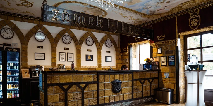 Pobyt na zámku pri Karlových Varoch: neobmedzený wellness, polpenzia, masáž aj procedúry