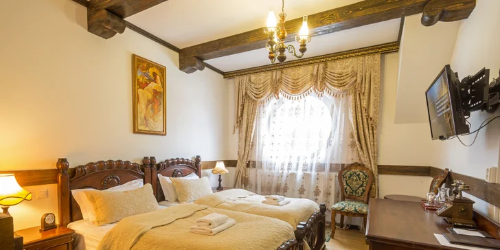 Pobyt na zámku pri Karlových Varoch: neobmedzený wellness, polpenzia, masáž aj procedúry