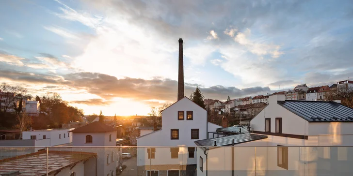Luxusné apartmány v Mladej Boleslavi: možnosť raňajok aj apartmán s vlastným strešným wellness