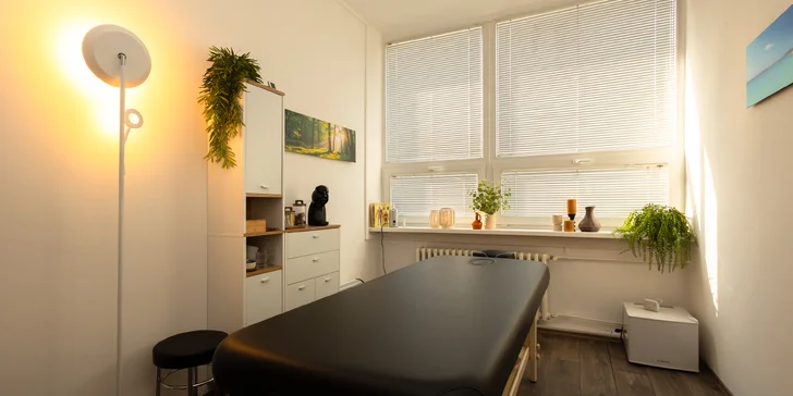 Klasická masáž chrbta 30 minút alebo celotelová masáž 60 minút