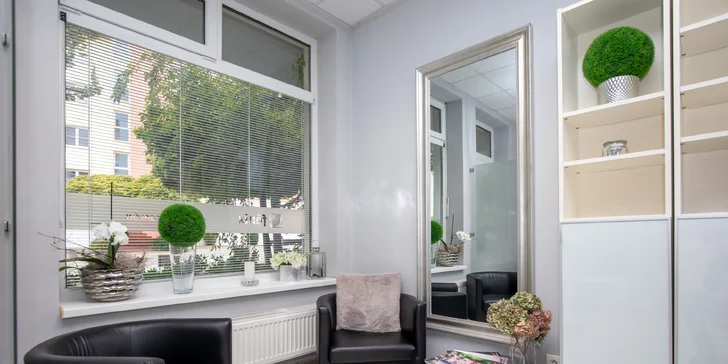 Suchá alebo mokrá pedikúra pre zdravie nôh, variant aj s masážou