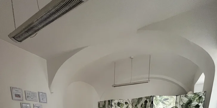 Masáže tváre inšpirované princípmi tradičnej čínskej medicíny: lymfatická, Gua Sha, Champi či Kobido