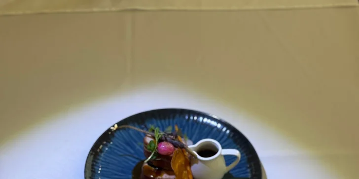 Večera a bowling pre dvoch v Kaštieli Mojmírovce ****