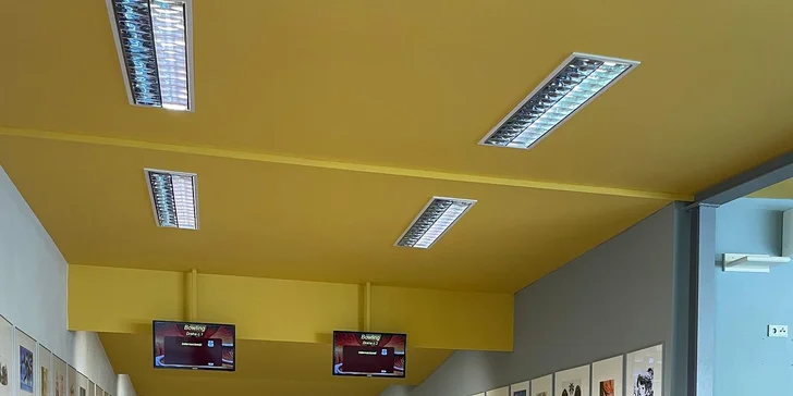 Večera a bowling pre dvoch v Kaštieli Mojmírovce ****