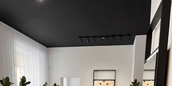 Mihalnice aj obočie ako z katalógu: úprava, farbenie, laminácia aj výhodná kombinácia