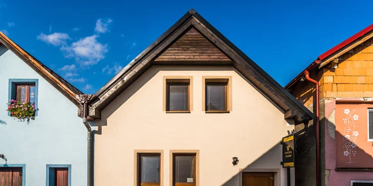 Pobyt vo Veľkých Bíloviciach: krásne ubytovanie v pivnici až pre 10 osôb aj s občerstvením