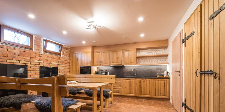 Pobyt vo Veľkých Bíloviciach: krásne ubytovanie v pivnici až pre 10 osôb aj s občerstvením