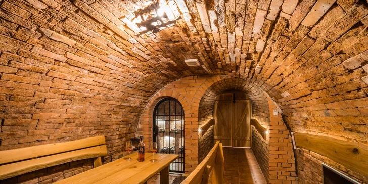 Pobyt vo Veľkých Bíloviciach: krásne ubytovanie v pivnici až pre 10 osôb aj s občerstvením