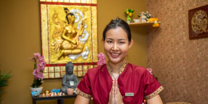 Thajská olejová aromatická masáž: 30 alebo 60 minút relaxu