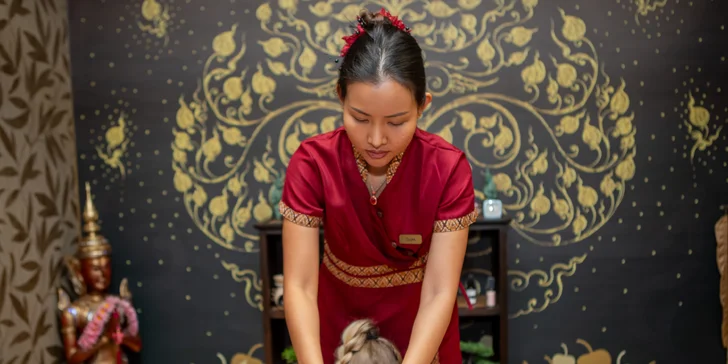 Thajská olejová aromatická masáž: 30 alebo 60 minút relaxu