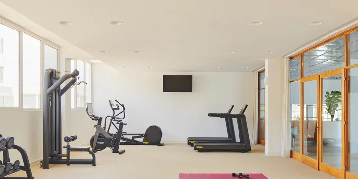 4* hotel na chorvátskom ostrove Brač: raňajky alebo polpenzia aj vonkajší bazén