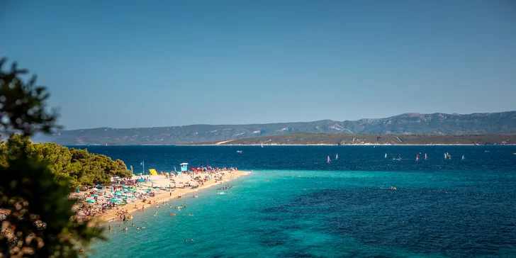 4* hotel na chorvátskom ostrove Brač: raňajky alebo polpenzia aj vonkajší bazén