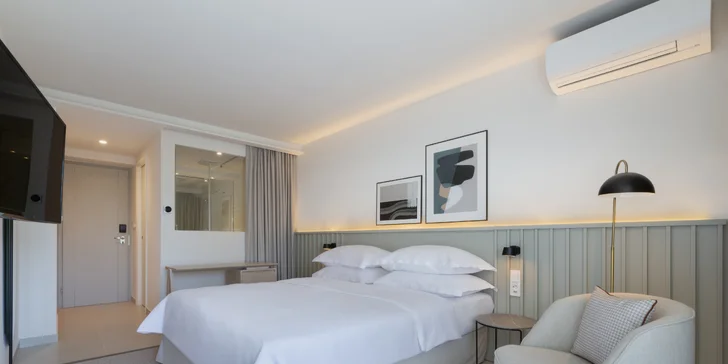 4* hotel na chorvátskom ostrove Brač: raňajky alebo polpenzia aj vonkajší bazén