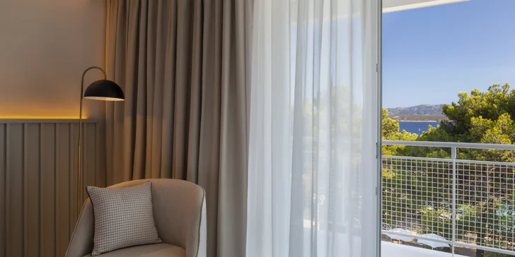 4* hotel na chorvátskom ostrove Brač: raňajky alebo polpenzia aj vonkajší bazén