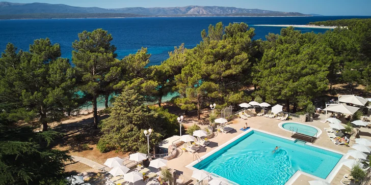 4* hotel na chorvátskom ostrove Brač: raňajky alebo polpenzia aj vonkajší bazén