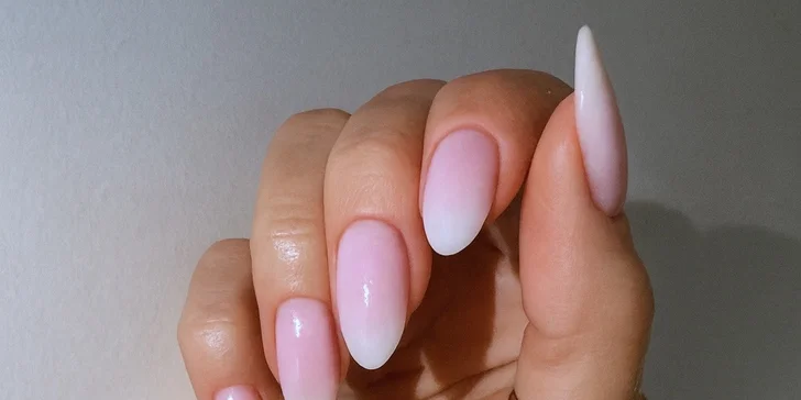 Gélové nechty či gél lak: Poďte si po krásne nechty