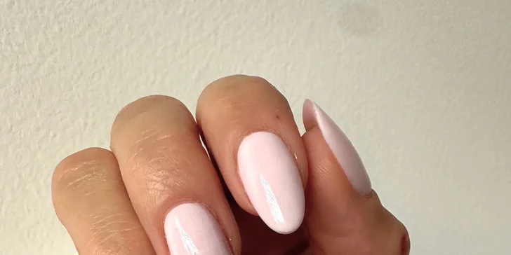 Gélové nechty či gél lak: Poďte si po krásne nechty