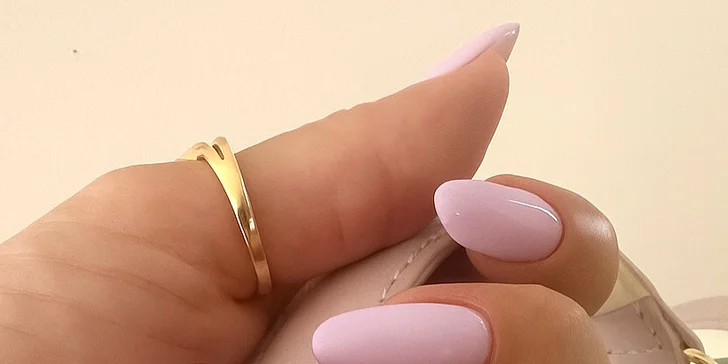 Gélové nechty či gél lak: Poďte si po krásne nechty