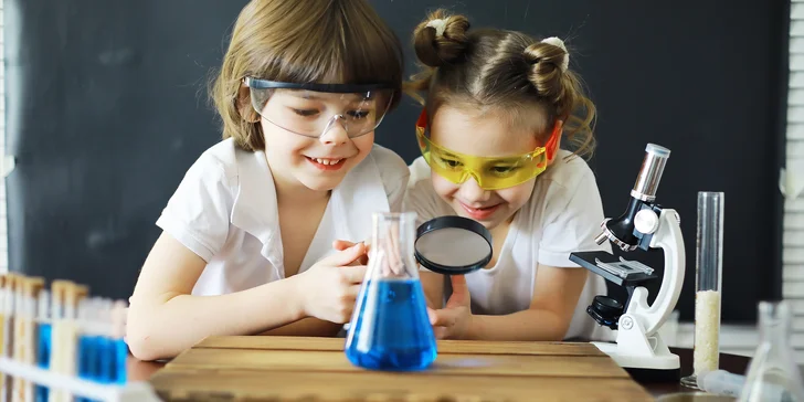 Vstupenky na vedecký workshop pre deti s pomôckami pre malých géniov