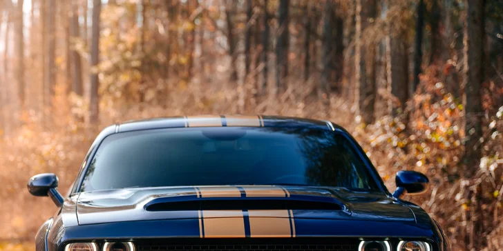 Prenájom vozidla Dodge Challenger 6.4 Scat Pack na pár hodín, celý deň či víkend