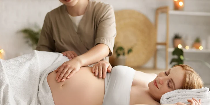 Masáž: tehotenská, terapeutická aj relaxačná s hrejivým zábalom pre dvoch